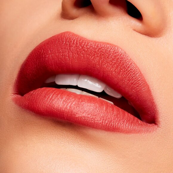 π NEW π MAC Powder Kiss Velvet Blur Slim Moisturizing Matte Lipstick, 2 g - Picture 7 of 11